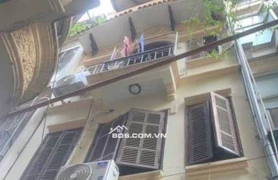 TRUNG TÂM PHỐ VIP QUẬN ĐỐNG ĐA - THÔNG CÁC NGẢ - Ô TÔ - KINH DOANH - SỔ PHÂN LÔ 54m -15.9 tỷ